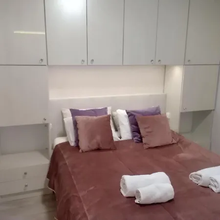 Admiral Apartman With Pool And Garden Apartament *