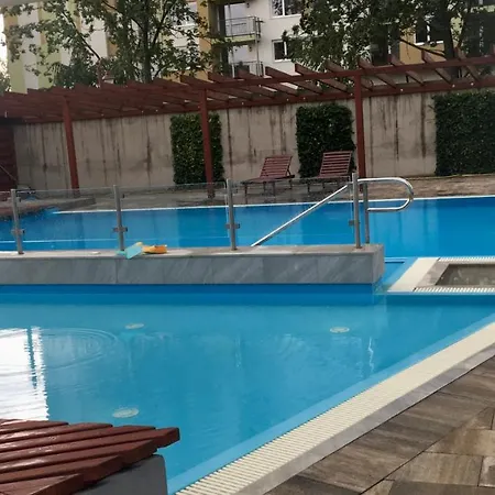 Apartament Admiral Apartman With Pool And Garden Siófok