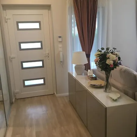 Apartament Admiral Apartman With Pool And Garden *